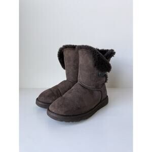 Ugg Australia Bailey Button II Ankle Sheepskin Boots Brown Women’s Size 8